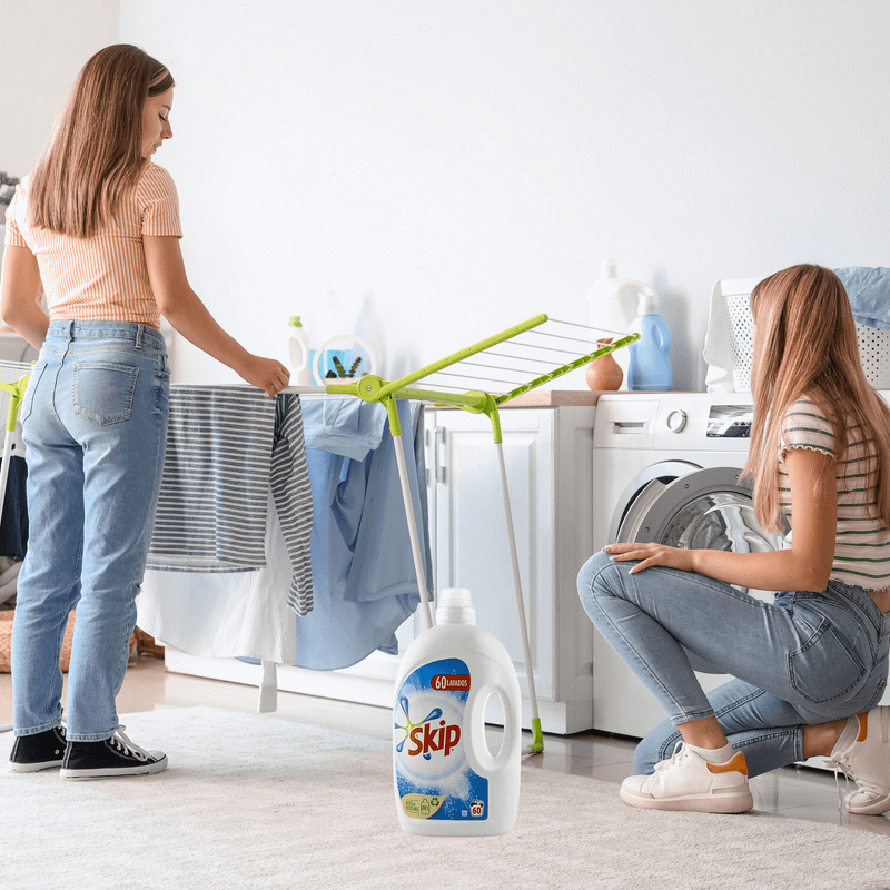 Skip Clean Skip Professional Active Clean, 5 л, 71 пранета | Cleanmarket.bg